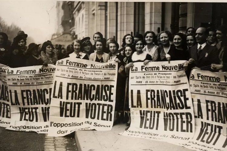 Les femmes dans la chanson française