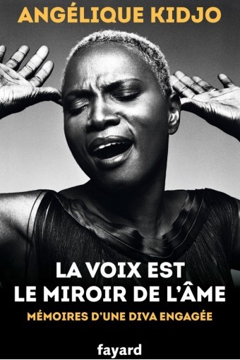 La voix est le miroir de l’âme, mémoire d’une diva engagée.